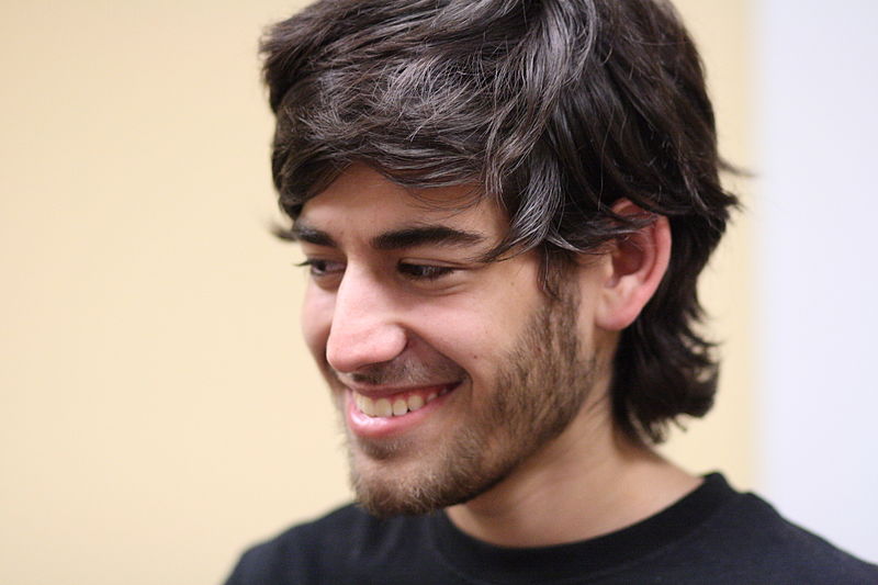 Aaron Swartz en un encuentro de Wikipedia en Boston en 2009 (Boston Wikipedia Meetup). Imagen de Sage Ross bajo licencia CC.